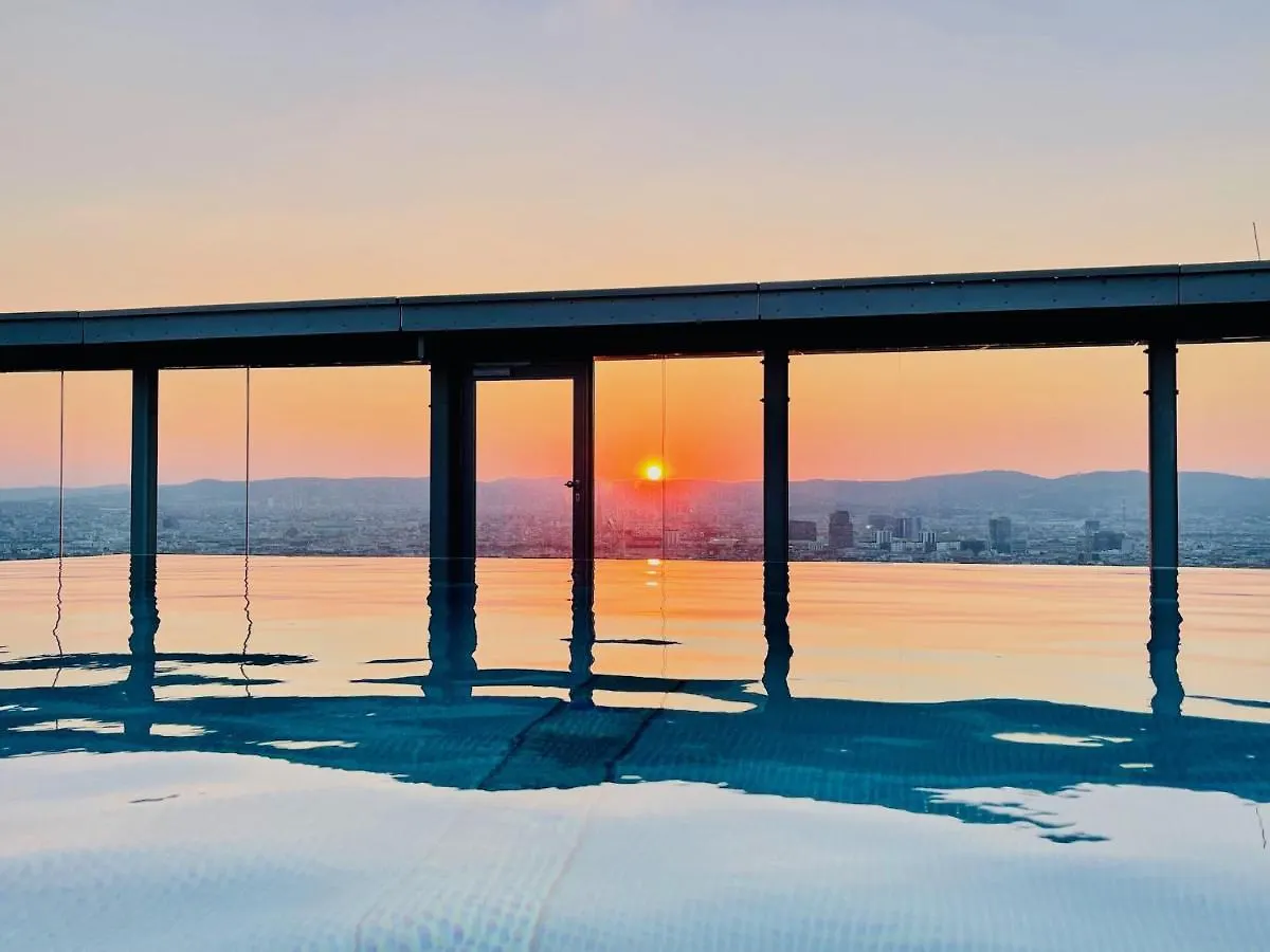 Triiiple Level 31 - Sonnenwohnen Apartment Mit Fantastischem Ausblick Und Parkplatz Vienna