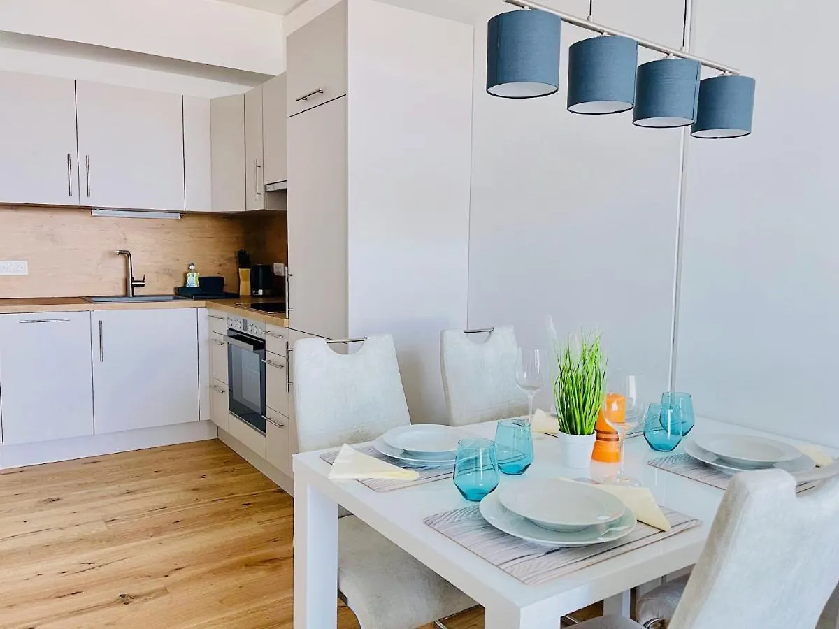 Triiiple Level 31 - Sonnenwohnen Apartment Mit Fantastischem Ausblick Und Parkplatz Vienna 0*,  Austria