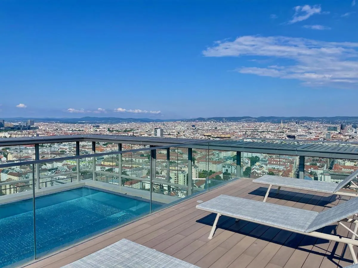 Triiiple Level 31 - Sonnenwohnen Apartment Mit Fantastischem Ausblick Und Parkplatz Vienna
