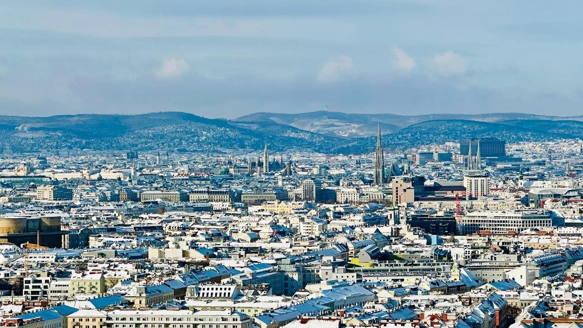 Triiiple Level 31 - Sonnenwohnen Apartment Mit Fantastischem Ausblick Und Parkplatz Vienna Austria